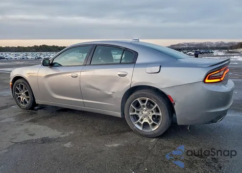 2015 Dodge Charger Sxt z USA, uszkodzony, nr VIN 2C3CDXJGXFH919566